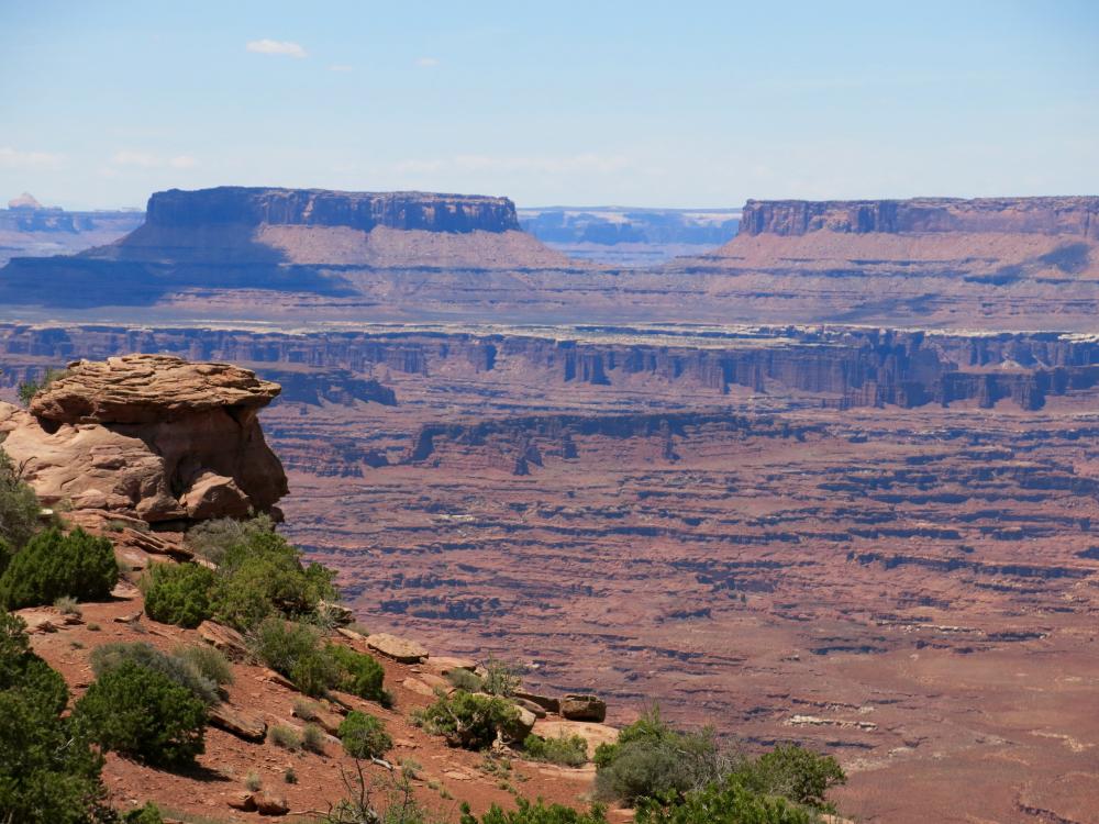 Needles Overlook